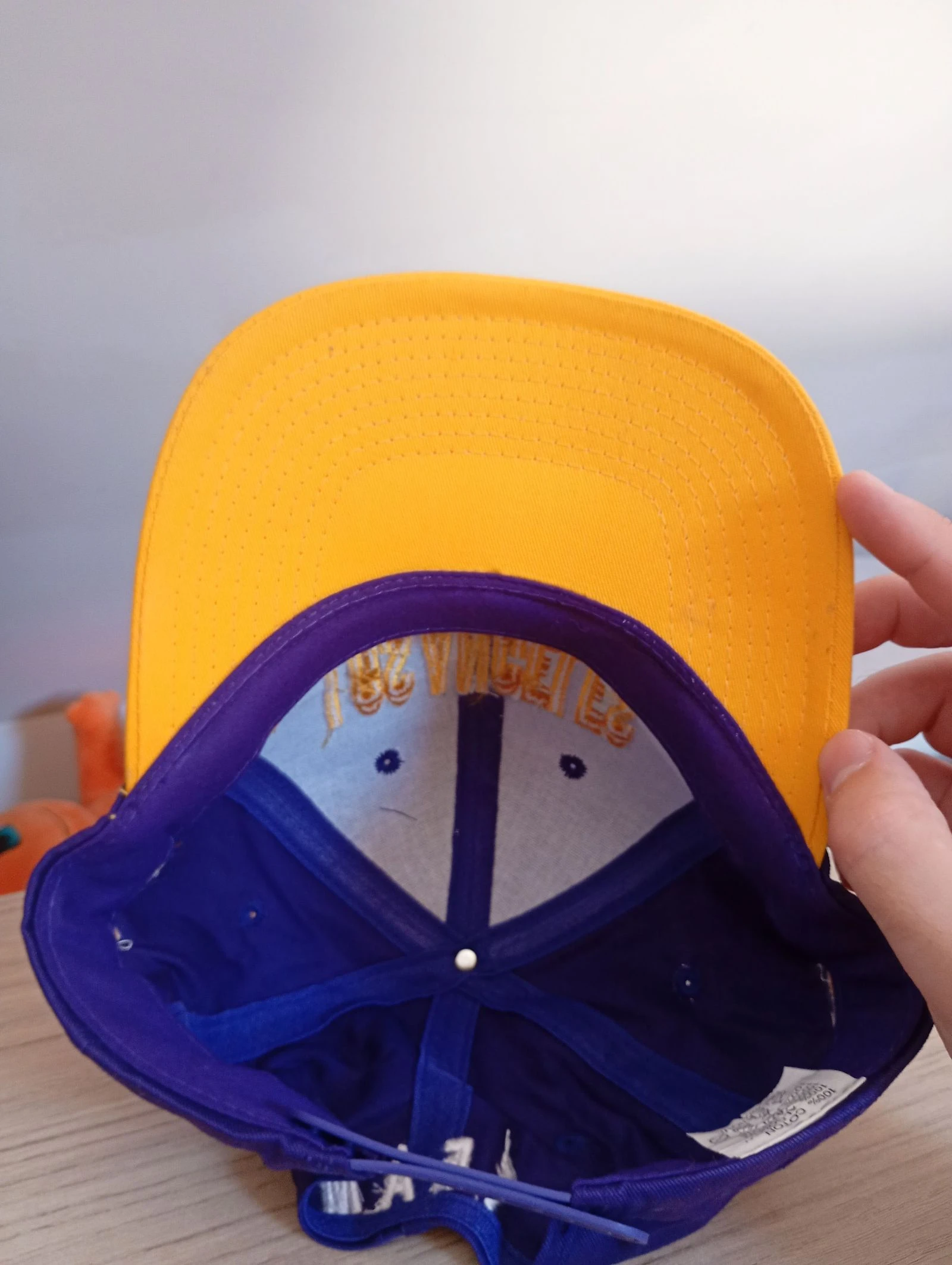 Vintage 90s snapback cap Los Angeles purple and yellow adjustable – photo 2
